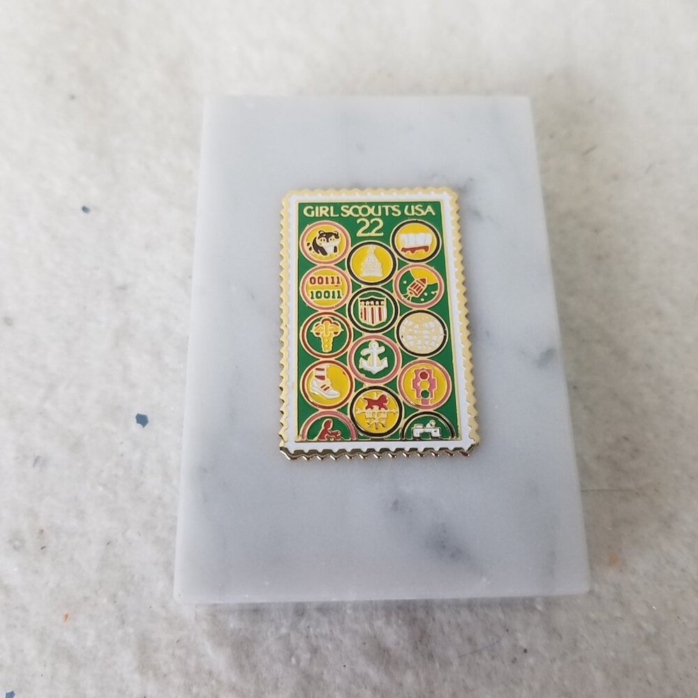Vintage 1987 Girl Scouts USA‎ 22 Cent USPS Stamp on marble base paperweight
